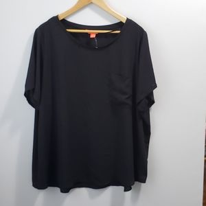 NWOT  Women's flowy Blouse tee